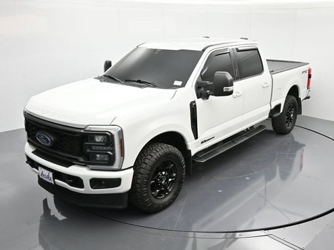 Certified 2024 Ford F250 XLT w/ XLT Premium Package image 31