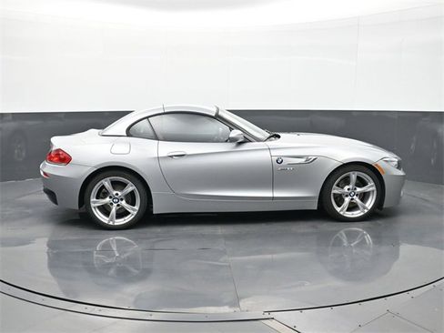 Used 2016 BMW Z4 sDrive28i image 17