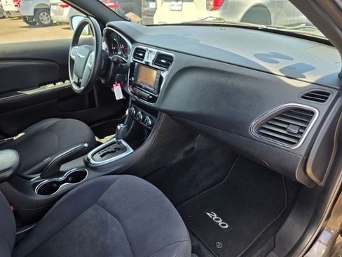 Used 2012 Chrysler 200 Touring w/ Sun/Sound Group FWD image 22