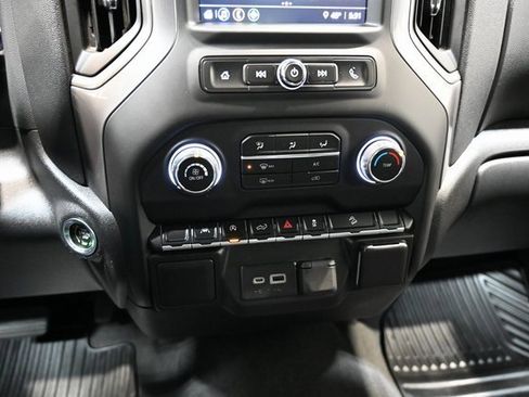 Used 2022 Chevrolet Silverado 1500 Custom Trail Boss image 18