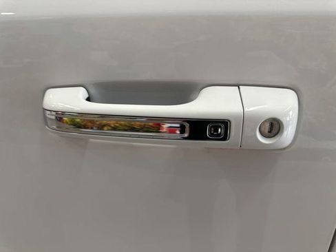 Used 2022 RAM 1500 Laramie image 17