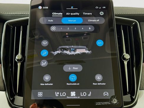 New 2026 Volvo XC90 T8 Ultra w/ Protection Package Premier image 15