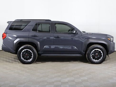 Used 2025 Toyota 4Runner TRD Off-Road AWD/4WD image 18