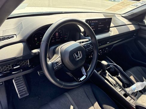 Used 2024 Honda Accord Sport image 4