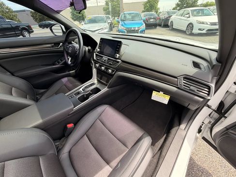 Used 2020 Honda Accord Sport image 18