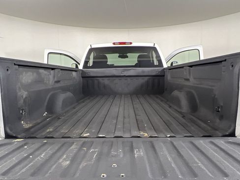 Used 2007 Chevrolet Silverado 2500 LT w/ EZ-Lift Tailgate Package AWD/4WD image 19
