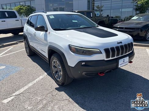 Used 2022 Jeep Cherokee Trailhawk w/ Comfort/Convenience Group AWD/4WD image 7