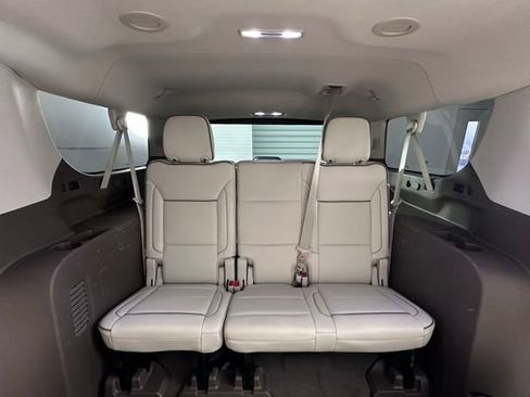 Used 2022 GMC Yukon XL Denali image 23