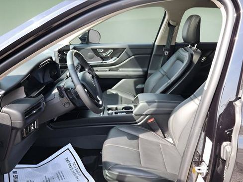 Used 2025 Lincoln Corsair Grand Touring w/ Equipment Group 301A image 16