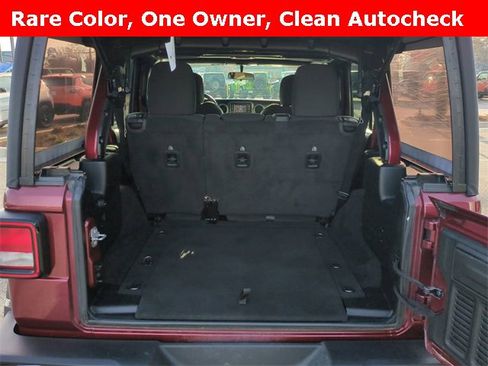 Used 2021 Jeep Wrangler Unlimited Willys image 13