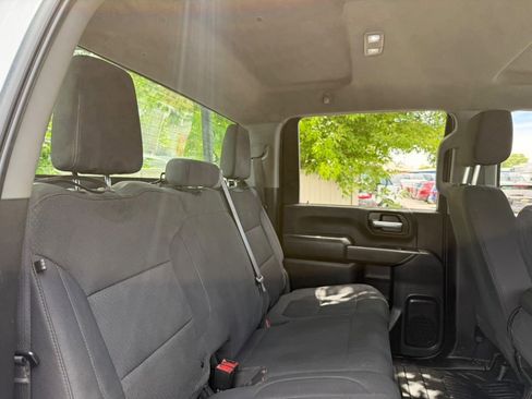 Used 2021 Chevrolet Silverado 2500 W/T AWD/4WD image 75