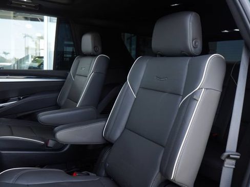 Used 2026 Cadillac Escalade Sport w/ LPO, ONYX Package RWD image 30