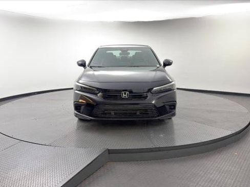 Used 2022 Honda Civic Sport image 11