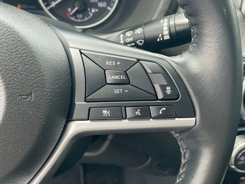 Used 2022 Nissan Sentra SV w/ Trunk Package image 16