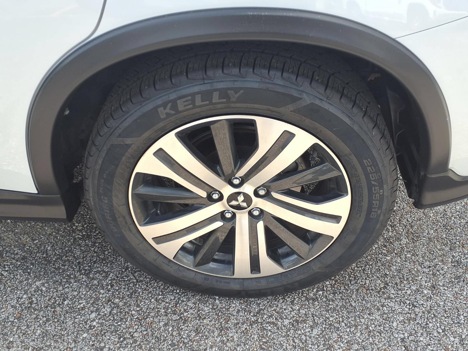 Used 2024 Mitsubishi Outlander Sport SE AWD/4WD image 25