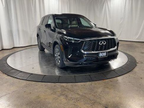 Certified 2025 INFINITI QX60 Pure image 4