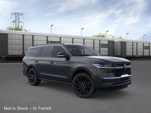 New 2026 Lincoln Navigator Reserve AWD/4WD image 7