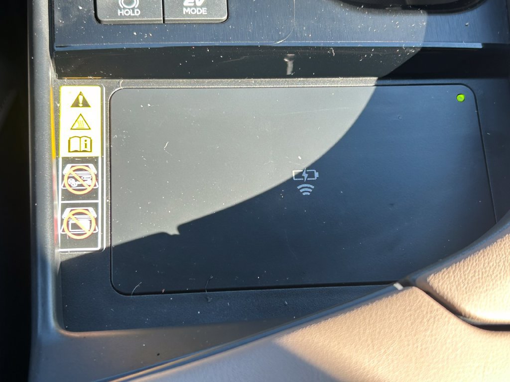 Used 2024 Lexus ES 300h w/ Technology Package FWD image 30