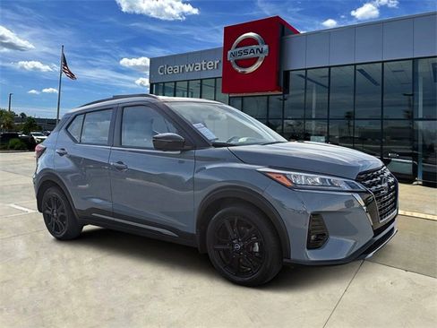 Used 2023 Nissan Kicks SR w/ SR Premium Package image 1