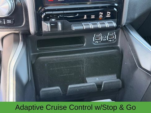 Used 2021 RAM 1500 Laramie AWD/4WD image 34