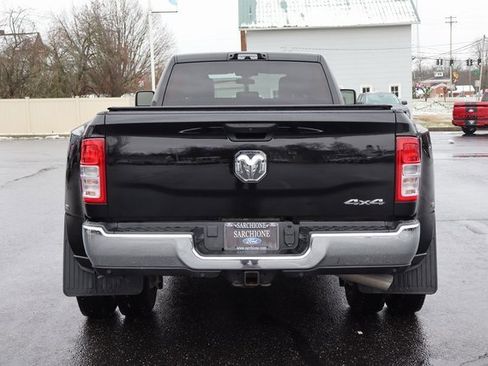 Used 2024 RAM 3500 Tradesman w/ Chrome Appearance Group image 18