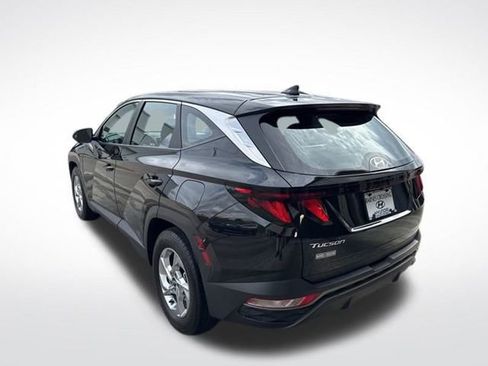Used 2023 Hyundai Tucson SE image 5