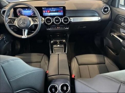 New 2026 Mercedes-Benz GLB 250 4MATIC image 9