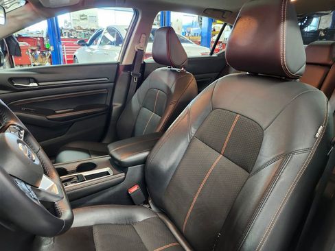 Used 2020 Nissan Altima 2.0 SR image 8