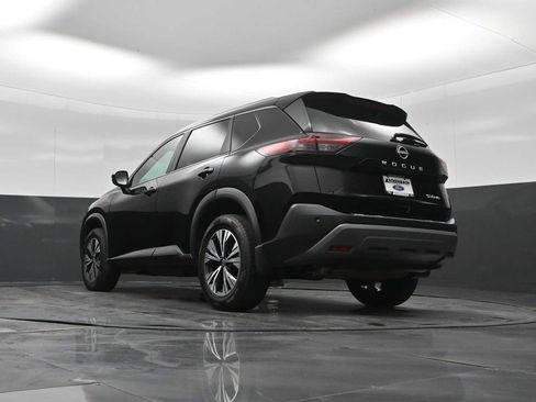 Used 2023 Nissan Rogue SV w/ SV Premium Package AWD/4WD image 31