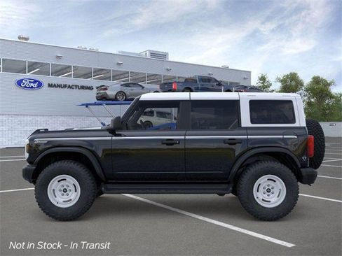 Used 2025 Ford Bronco Heritage Edition image 3