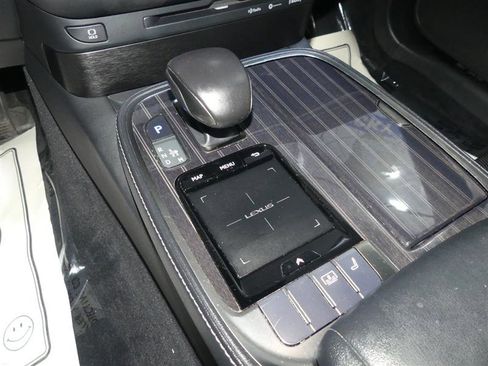 Used 2018 Lexus LS 500 AWD image 39