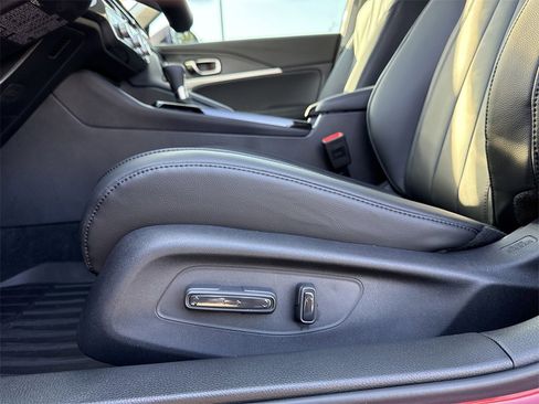 New 2025 Acura Integra image 23