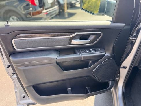 Used 2022 RAM 1500 Big Horn AWD/4WD image 12