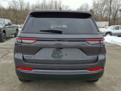 New 2026 Jeep Grand Cherokee Altitude AWD/4WD image 7
