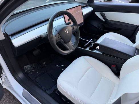 Used 2020 Tesla Model 3 Long Range AWD/4WD image 24