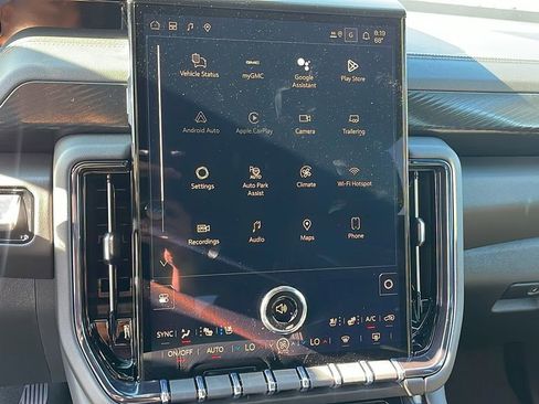 New 2026 GMC Yukon AT4 AWD/4WD image 18