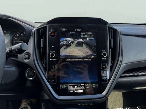 Used 2024 Subaru Crosstrek 2.0i Premium image 30