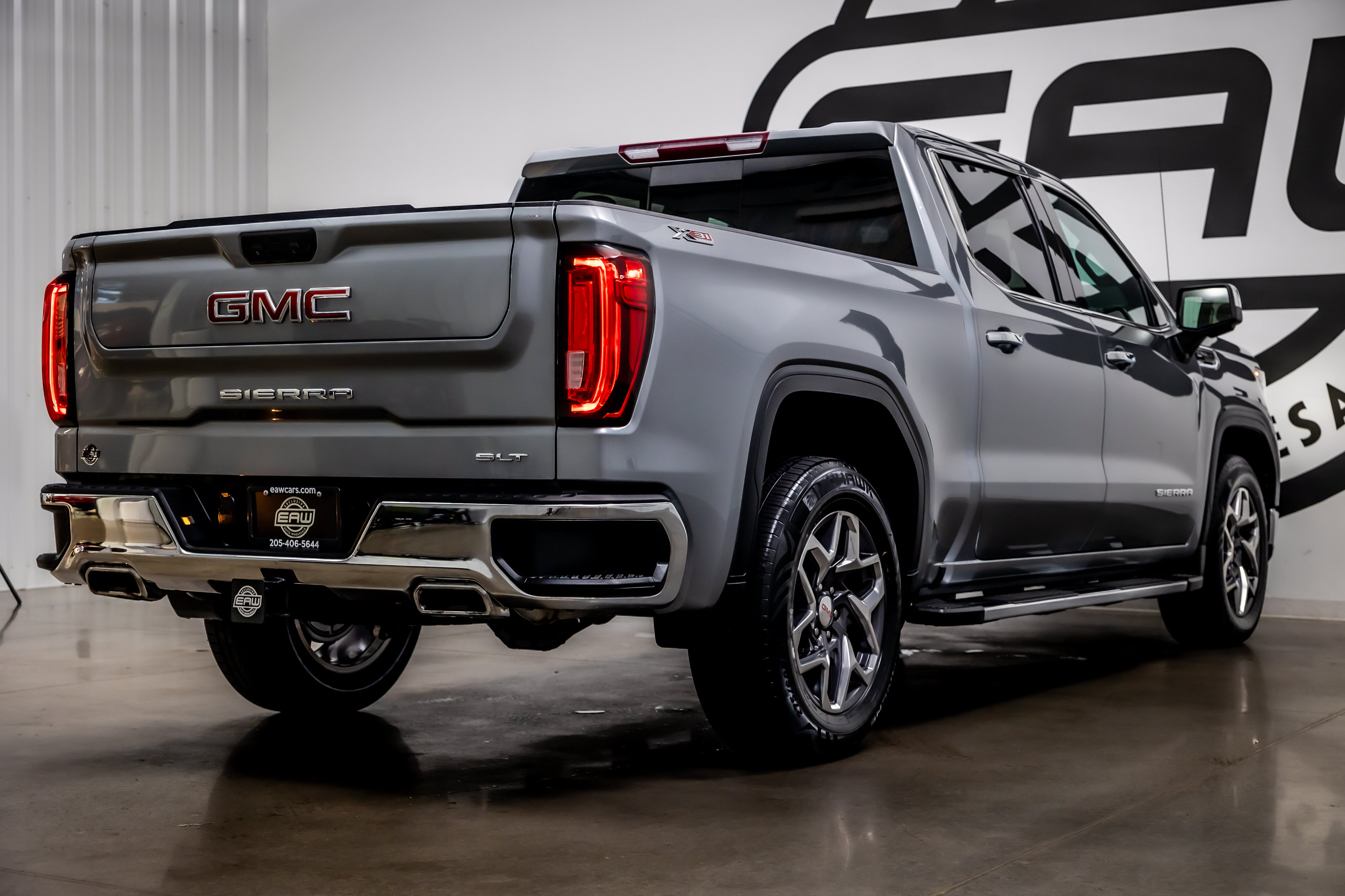 Used 2023 GMC Sierra 1500 SLT w/ SLT Premium Package AWD/4WD image 35