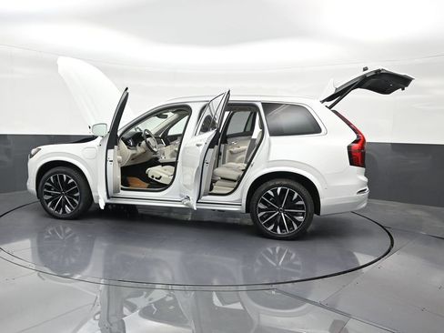 New 2026 Volvo XC90 T8 Ultra w/ Protection Package Premier AWD/4WD image 31