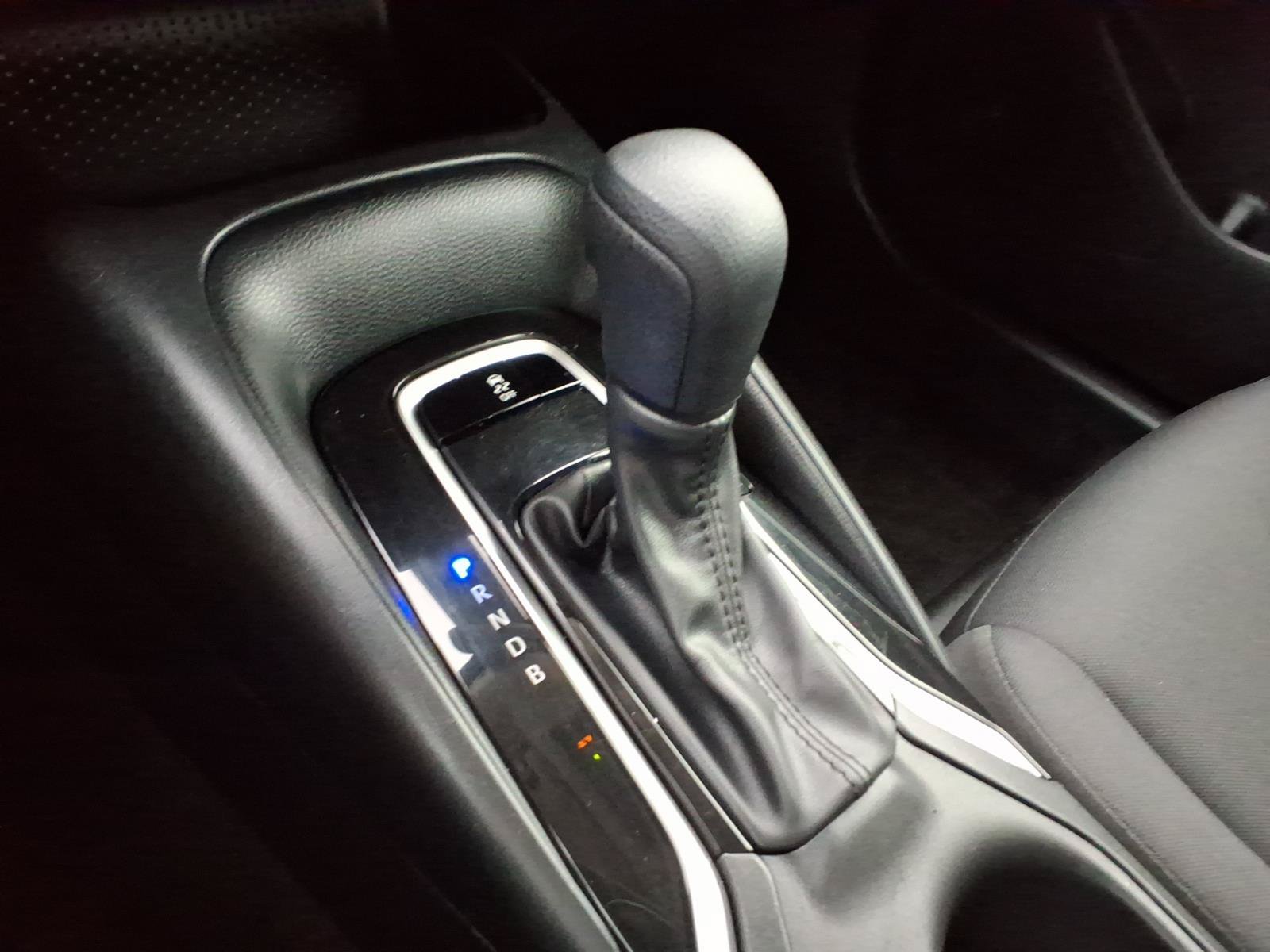 Used 2024 Toyota Corolla LE FWD image 19