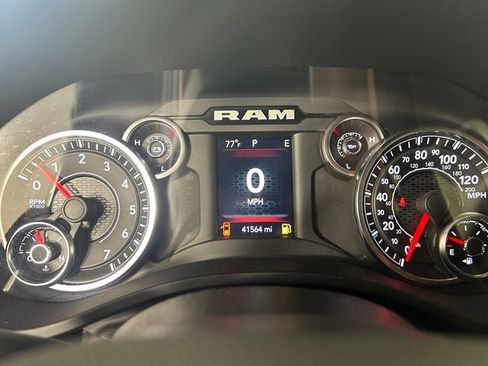 Used 2023 RAM 1500 Big Horn AWD/4WD image 15