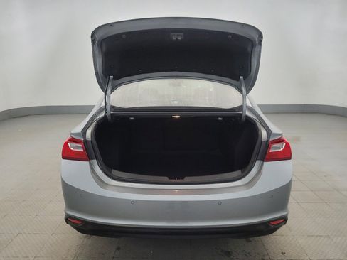Used 2024 Chevrolet Malibu LS image 29