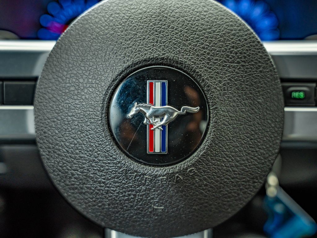 Used 2008 Ford Mustang GT RWD image 26