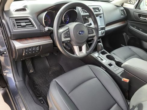 Used 2017 Subaru Outback 3.6R Limited image 22