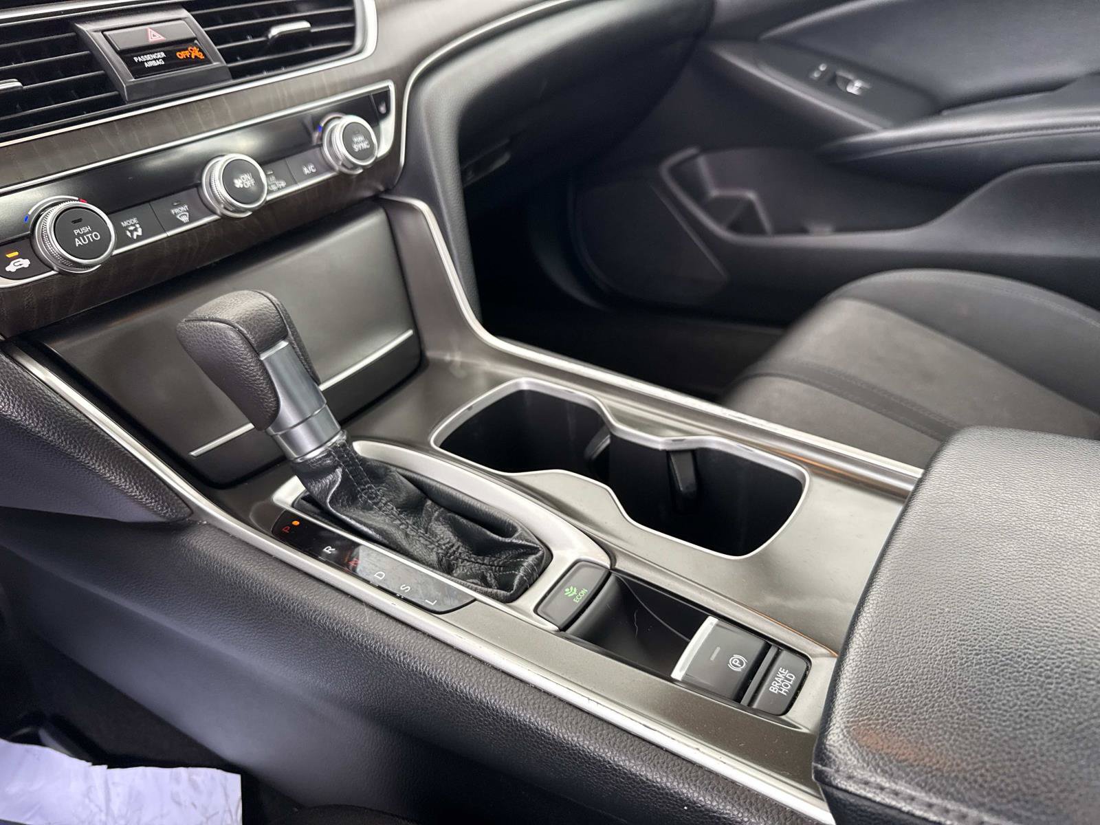 Certified 2018 Honda Accord EX image 8
