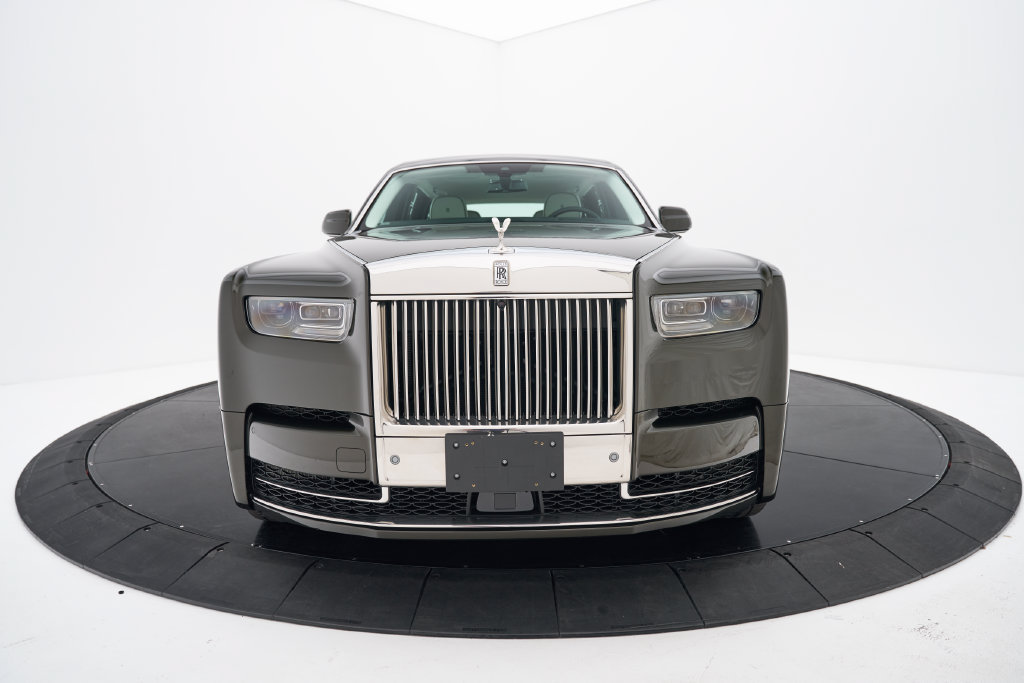 Used 2026 Rolls-Royce Phantom Extended Wheelbase RWD image 18