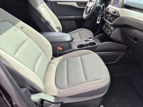 Used 2022 Ford Escape S FWD image 18