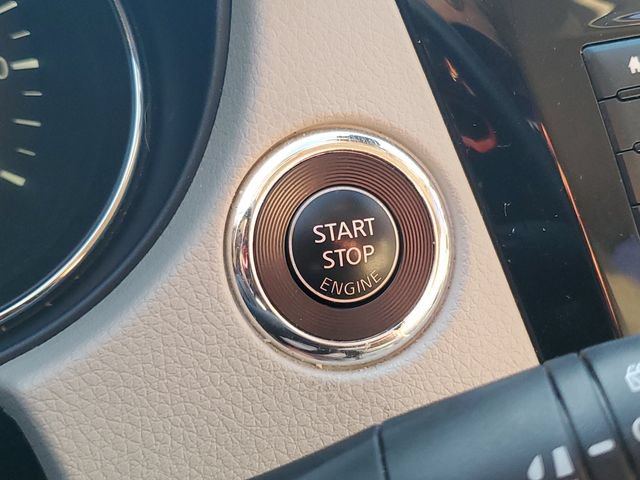 Used 2020 Nissan Rogue Sport SV FWD image 30