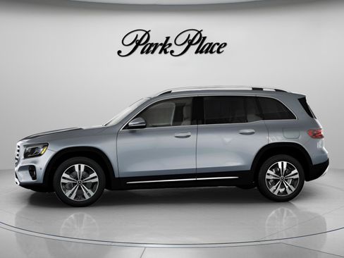 New 2026 Mercedes-Benz GLB 250 image 5