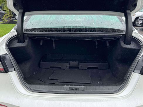 Used 2022 Nissan Maxima Platinum w/ Sport Mat Group image 9